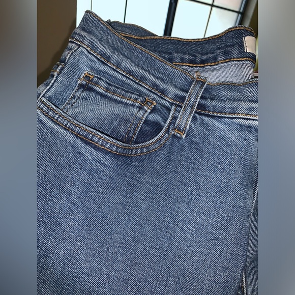 Vibrant MIU NWOT Medium Wash Denim Jeans Women’s Size 13 - Picture 6 of 6